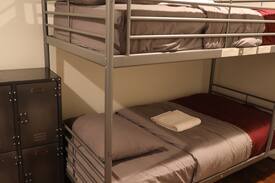 Logan Circle Hostel | Duo Housing, 4 Bed Mixed Dorm