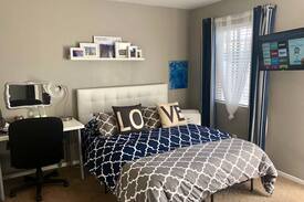 Little Armenia House | Private bedroom, bath and entrance w/free parking!