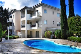 Universal Apartment | Paphos Riviera Holiday appartment