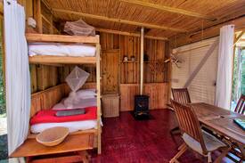 Die Barakke Cabin | Bird Song
