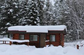 Martin City Cabin | The Griz Cabin @ The Historic Tamarack Lodge