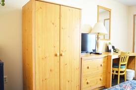 Fairmont Hotel | BUDGET INN-STANDARD 2 QUEEN BED