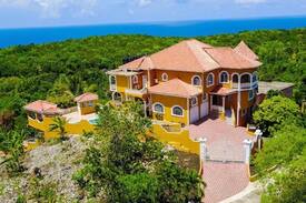 Oracabessa House | Penthouse suite Vacation Rental!