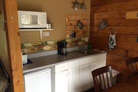 Sterling Cabin | Alaska Redfish Lodge cabin 4