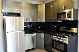 Bushwick Apartment | PRIME Bushwick Location! *Close to Manhattan!*