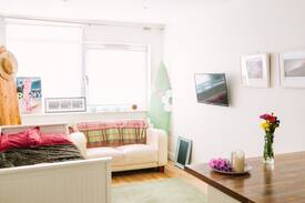 Douglas Apartment | Cork City Roachestown Hotels Ringaskiddy Factories