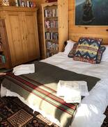 Bellevue Other | Hailey rustic cabin w/ modern bed, sauna,private