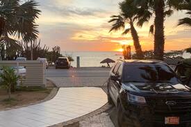 Malmok House | Beachfront Boca Catalina Villa