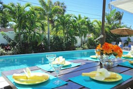 Bel Air House | RENT LUXE 5 STAR 40x20 HEATED POOL STEPS 2 BEACH!