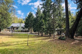 Williams House | Beautiful Applegate Valley Retreat