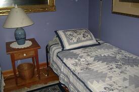 Town of Denning Bed & Breakfast | Blue Room at Blue Horizon Bed and Breakfast
