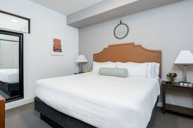 Downtown Chattanooga Apartment | Delightful Stay Alfred at Market City Center