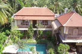 Kemenuh Villa | Shared Homestay Kaila Bali 4 Adult Double Room