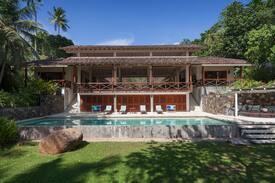 Koggala Hotel | Gorgeous private villa on lake Koggala near Galle