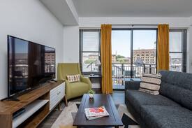 Downtown Chattanooga Apartment | Delightful Stay Alfred at Market City Center