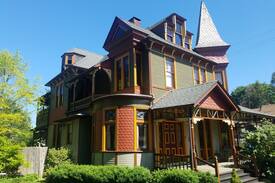 York Bed & Breakfast | Lady Linden B and B convenient to Baltimore!
