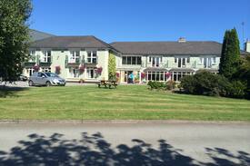 Cloghran Bed & Breakfast | Glenmore House, 3 minutes to Dublin Airport