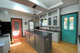 South Wedge House | Spacious Renovated City Home - Averill House