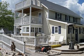 Davis House | Davis Shore Sportsman's Lodge 5 BR Lodge