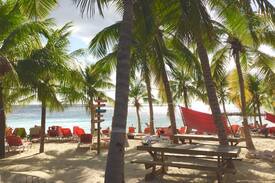 Sint Michiel Villa | EXCLUSIVE BLUE BAY BEACH VILLA