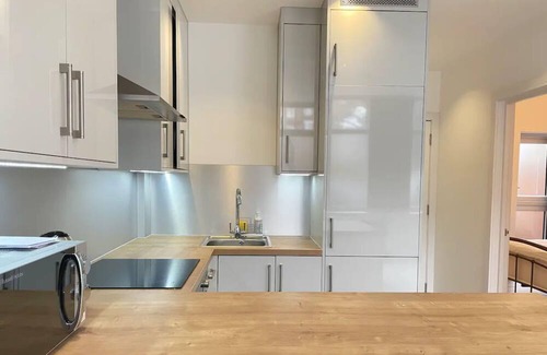 Fortune Green Apartment | Stylish & Modern 1BD Flat, West Hampstead