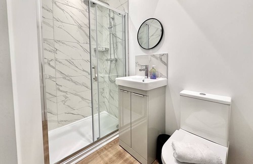 York Apartment | Portland Stay sleeps 2