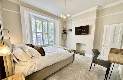York Apartment | Portland Stay sleeps 2