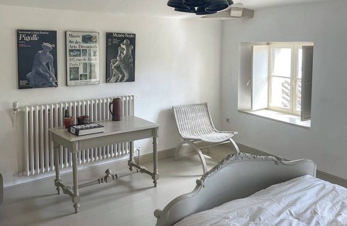 Angeac-Champagne Villa | Maison Galerie - Seven Bedroom Villa, Sleeps 14