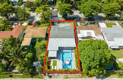 North Miami Beach Villa | 4BR Miami Villa with Heated Pool, BBQ, and Near the Beach