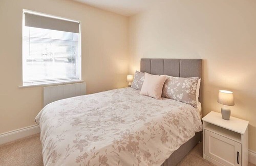 South Cliff Apartment | Host & Stay | South Cliff Apartment