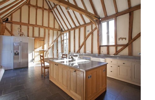 Dunmow House | Butterfly Barn - Large Essex Barn