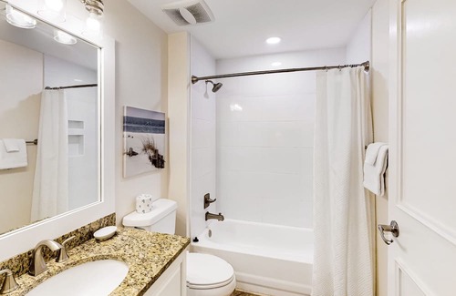 Sandestin Condo | Renovated Gulf view condo w/ beach access & resort pools, hot tub, tennis