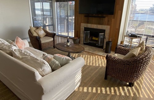 Watsonville Condo | Carefree Days at The Beach