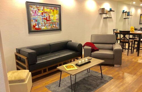 Palm Springs Condo | Minutes from downtown Palm Springs. 1 bedroom 1 bath upgraded condo. 5 pools