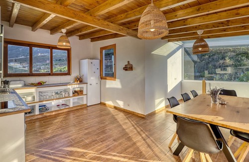 Garachico House | Special Home w Tropical Garden Near Seaside