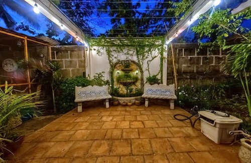 Pochomil House | Balcony Bedroom Suite w Romantic Sunsets - AC - Pool