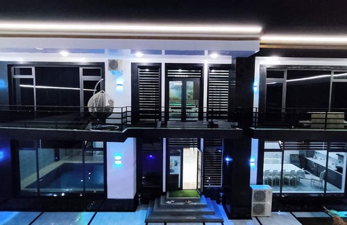 Uzbekistan Villa | Everest Guest House
