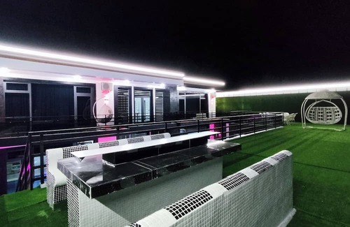 Uzbekistan Villa | Everest Guest House