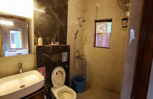 Kasiyalekh Bed & Breakfast | LiveAway Mukteshwar by PACK