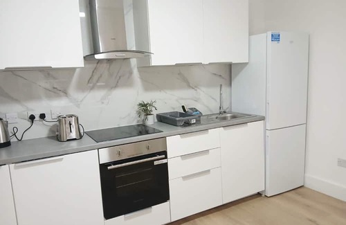 Marlborough House | Harrow Haven - Spacious 3 Bedroom House
