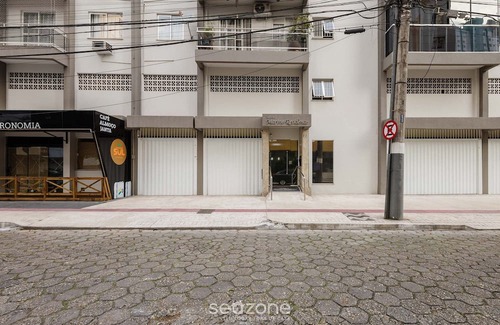 Centro Apartment | Apt w Balcony Close to Beach Privileged loc Mrn302