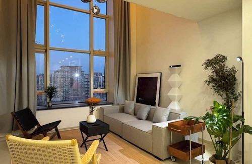 Jinsong Panjiayuan Apartment | Beijing Hills & Hutong Family Retreat