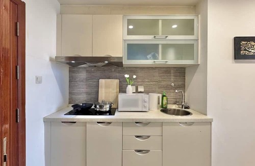Jinsong Panjiayuan Apartment | Beijing Hills & Hutong Family Retreat
