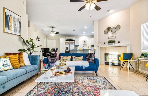 Bermuda Dunes House | Relaxing 5BR Retreat with Pool Game Room