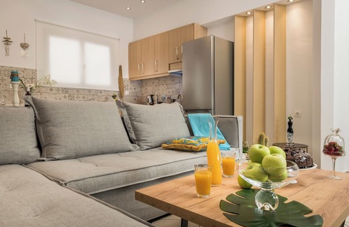 Nea Chora Villa | Luxury villa with pool 50m from the beach