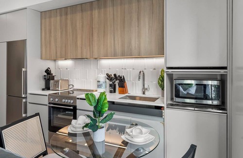 Downtown Boston Apartment | Luxury Studio Next to Broadway 9863