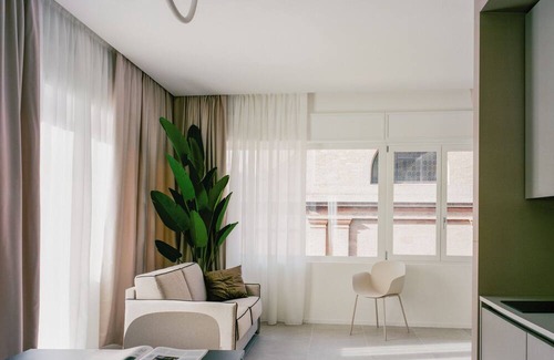 Historic Centre Condo | Santa Lucia Suites. A contemporary retreat in the center of Padua