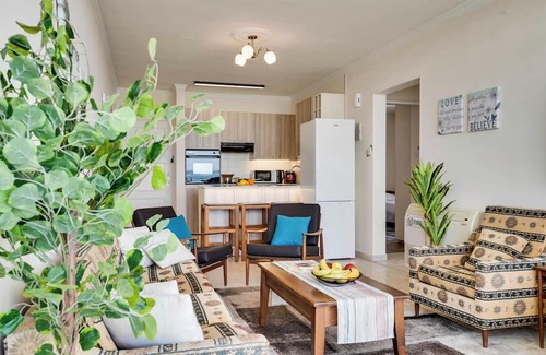 Larnaca Apartment | Makenzy Sandy Beachfront Paradise