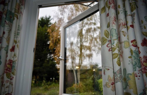 Woodhall Spa House | The Nook, a luxurious barn, only 10 minutes walk into the village,pet friendly