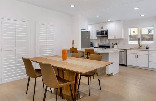 Alhambra House | Delightful south Pasadena home